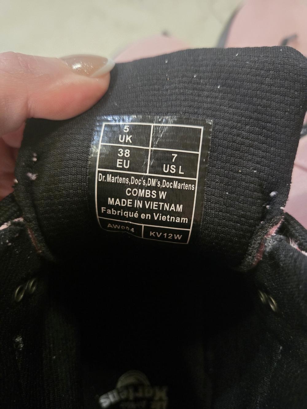 Dr. Martens Pink Suede Lace-Up Combat Boots 8-8.5 New!!! - Picture 6 of 11
